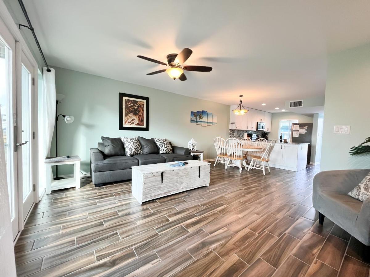 Rockport Waterfront Condo With A View المظهر الخارجي الصورة