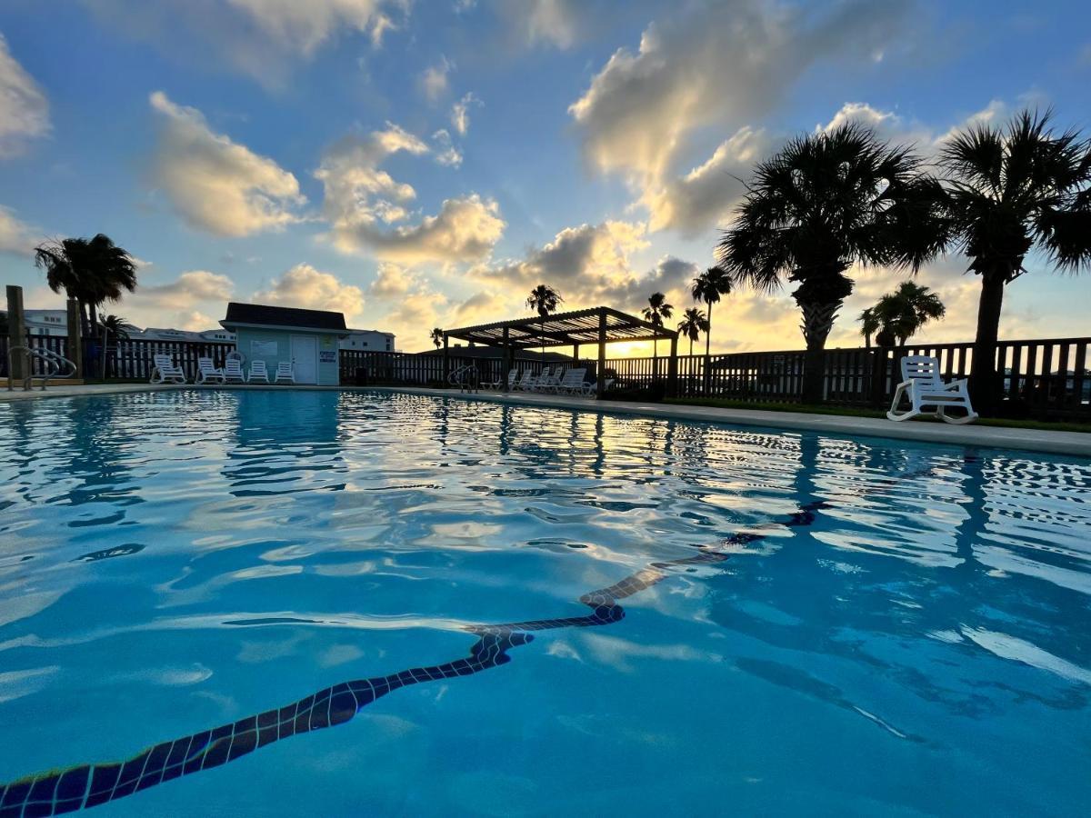 Rockport Waterfront Condo With A View المظهر الخارجي الصورة
